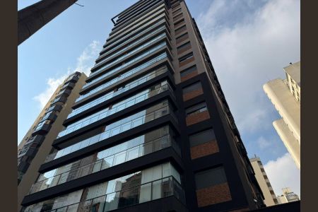 Apartamento para alugar com 65m², 2 quartos e 2 vagas Apartamento para alugar com 65m², 2 quartos e 2 vagasFachada