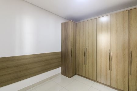 Quarto 1 de apartamento para alugar com 2 quartos, 51m² em Penha de França, São Paulo