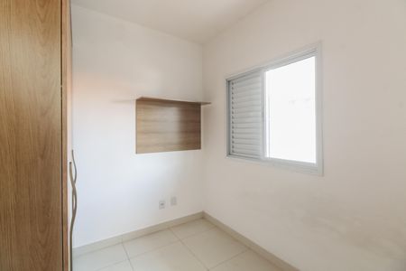 Quarto 2 de apartamento para alugar com 2 quartos, 51m² em Penha de França, São Paulo
