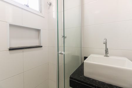 Apartamento para alugar com 51m², 2 quartos e sem vaga Apartamento para alugar com 51m², 2 quartos e sem vagaBanheiro