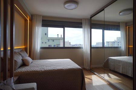 Quarto de kitnet/studio para alugar com 1 quarto, 35m² em Auxiliadora, Porto Alegre