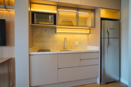 Cozinha de kitnet/studio para alugar com 1 quarto, 35m² em Auxiliadora, Porto Alegre