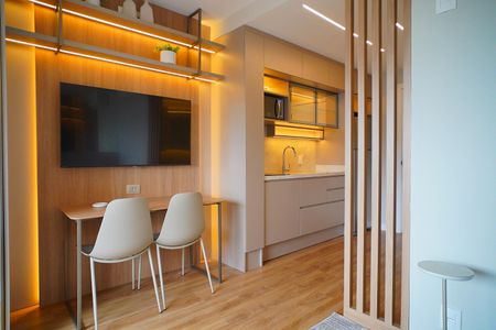 Sala de kitnet/studio para alugar com 1 quarto, 35m² em Auxiliadora, Porto Alegre