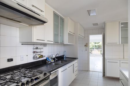Apartamento à venda com 185m², 3 quartos e 3 vagasCozinha