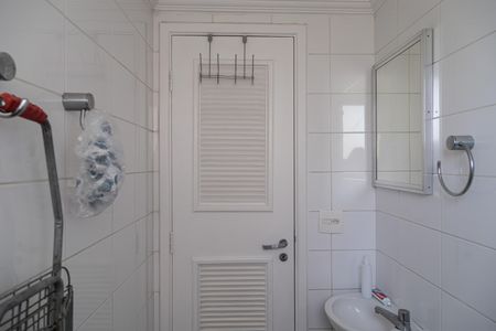 Apartamento à venda com 185m², 3 quartos e 3 vagasBanheiro de serviço