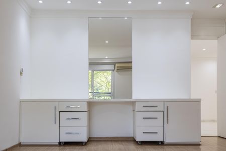 Apartamento à venda com 185m², 3 quartos e 3 vagasQuarto Suíte 1 - Penteadeira