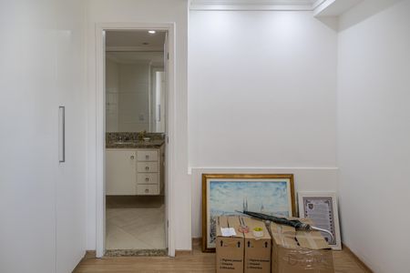 Apartamento à venda com 185m², 3 quartos e 3 vagasQuarto Suíte 2
