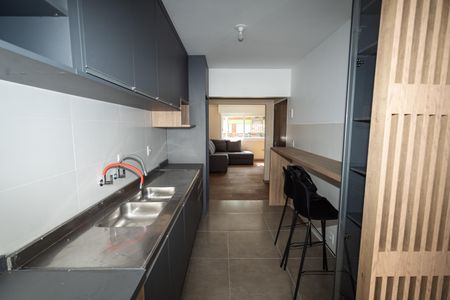 Apartamento à venda com 75m², 2 quartos e 2 vagasCozinha