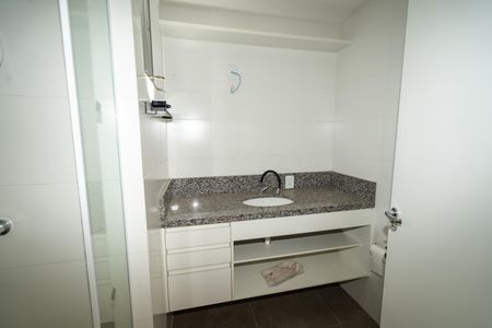 Apartamento à venda com 75m², 2 quartos e 2 vagasBanheiro