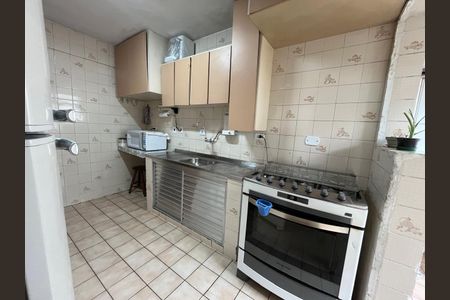 Apartamento à venda com 91m², 3 quartos e 2 vagasCozinha