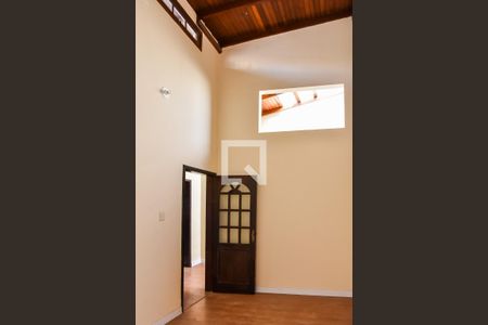 Casa à venda com 300m², 4 quartos e 1 vagaQuarto