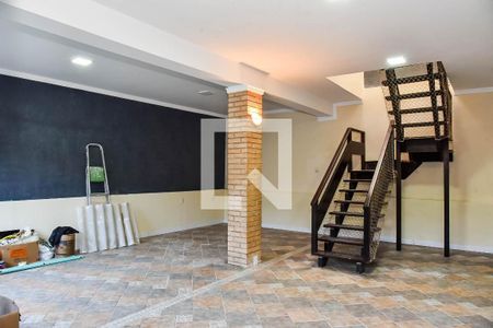 Sala de casa à venda com 4 quartos, 300m² em Sarandi, Porto Alegre