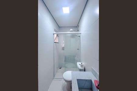 Banheiro de kitnet/studio para alugar com 1 quarto, 24m² em Vila Carrão, São Paulo