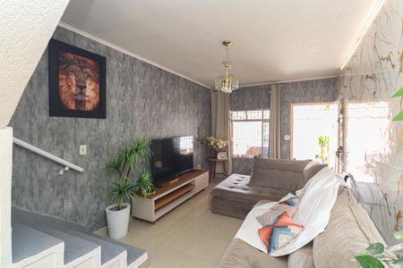 Casa à venda com 98m², 2 quartos e 1 vaga Casa à venda com 98m², 2 quartos e 1 vagaSala