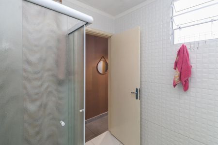 Casa à venda com 98m², 2 quartos e 1 vaga Casa à venda com 98m², 2 quartos e 1 vagaBanheiro