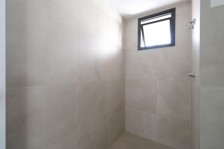 Apartamento à venda com 190m², 4 quartos e 3 vagasBanheiro da Suíte 1