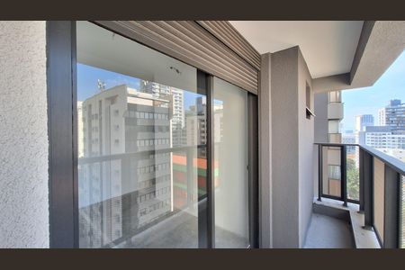 Apartamento à venda com 190m², 4 quartos e 3 vagas Apartamento à venda com 190m², 4 quartos e 3 vagasVaranda Suíte 1