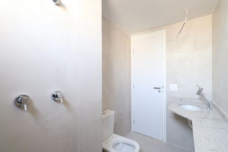 Apartamento à venda com 190m², 4 quartos e 3 vagasBanheiro da Suíte 4