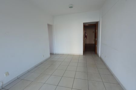 Sala de apartamento para alugar com 2 quartos, 63m² em Parque Amazonia, Goiânia