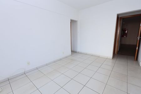 Sala de apartamento para alugar com 2 quartos, 63m² em Parque Amazonia, Goiânia