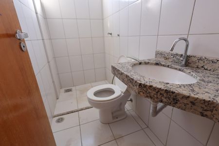 Apartamento para alugar com 63m², 2 quartos e 2 vagasBanheiro do Quarto 2