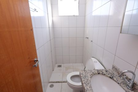 Apartamento para alugar com 63m², 2 quartos e 2 vagasBanheiro do Quarto 2