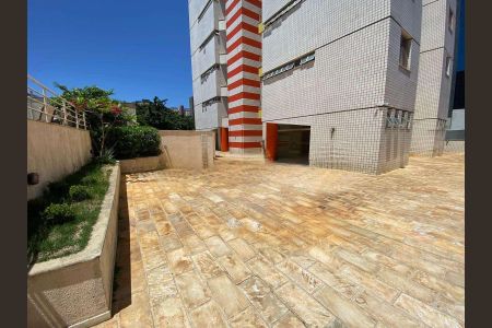 Apartamento para alugar com 63m², 2 quartos e 1 vaga