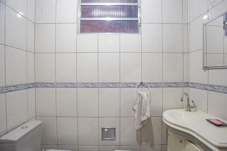 Casa à venda com 159m², 1 quarto e 4 vagasBanheiro