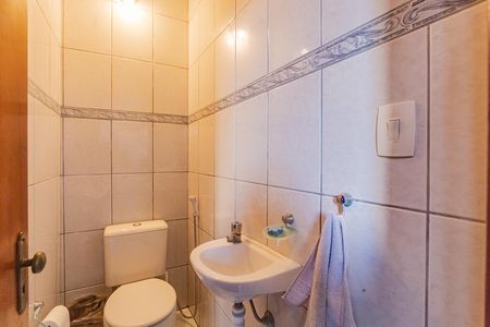 Casa à venda com 159m², 1 quarto e 4 vagasLavabo