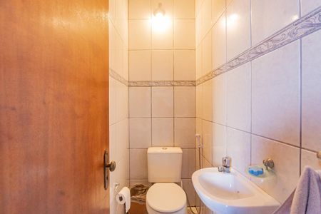 Casa à venda com 159m², 1 quarto e 4 vagasLavabo