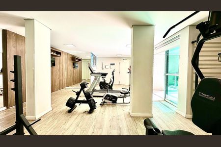 Apartamento à venda com 140m², 2 quartos e 3 vagas Apartamento à venda com 140m², 2 quartos e 3 vagasAcademia