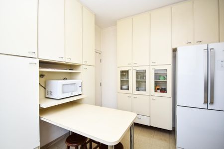 Apartamento à venda com 138m², 3 quartos e 1 vagacozinha