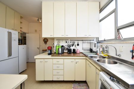 Apartamento à venda com 138m², 3 quartos e 1 vagacozinha