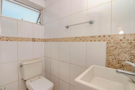 Apartamento à venda com 200m², 4 quartos e 1 vagaBanheiro da Suíte Americana