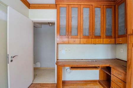 Apartamento à venda com 200m², 4 quartos e 1 vagaQuarto 1