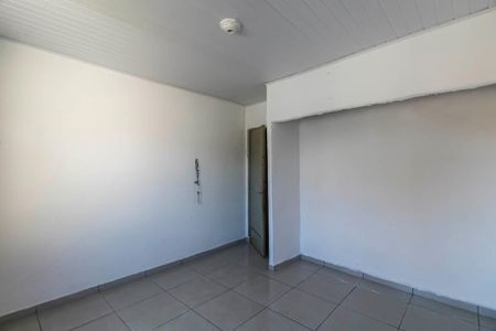 Suite de casa para alugar com 3 quartos, 178m² em Vila Virginia, São Paulo