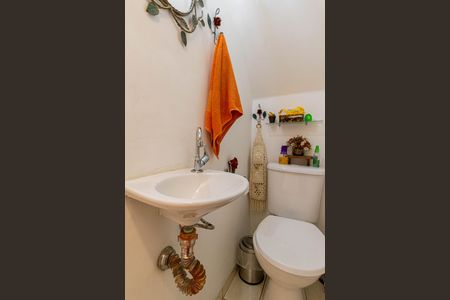 Casa à venda com 190m², 2 quartos e 3 vagasLavabo