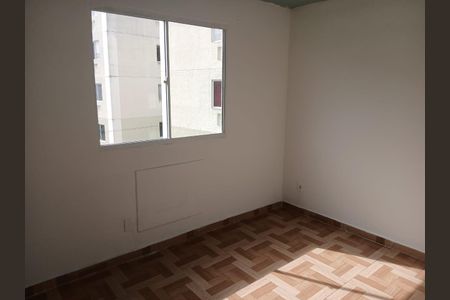 Quarto de apartamento para alugar com 2 quartos, 65m² em Santa Cruz, Rio de Janeiro
