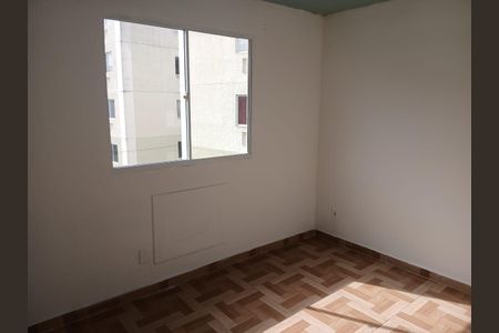 Quarto de apartamento para alugar com 2 quartos, 65m² em Santa Cruz, Rio de Janeiro