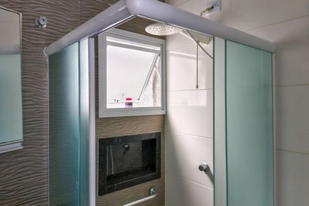 Casa de condomínio para alugar com 57m², 2 quartos e 1 vagaBanheiro 