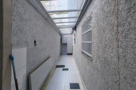Casa de condomínio para alugar com 57m², 2 quartos e 1 vagaÁrea de Serviço