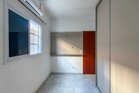 Casa de condomínio para alugar com 57m², 2 quartos e 1 vagaQuarto 1