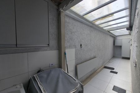 Casa de condomínio para alugar com 57m², 2 quartos e 1 vagaÁrea de Serviço
