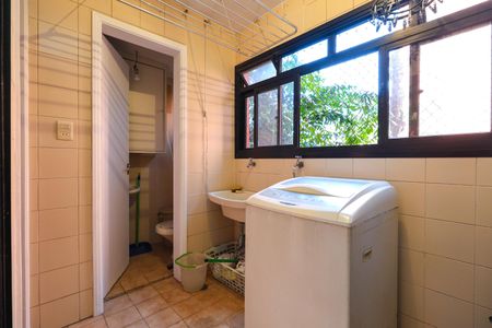 Apartamento à venda com 120m², 3 quartos e 2 vagasÁrea de Serviço