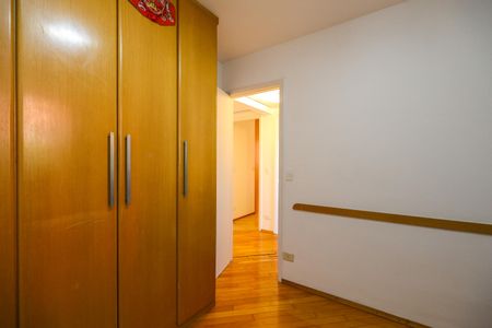 Apartamento à venda com 120m², 3 quartos e 2 vagasQuarto 3