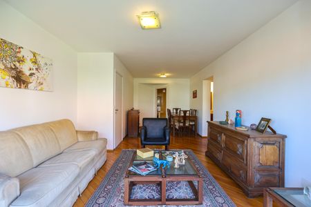 Apartamento à venda com 120m², 3 quartos e 2 vagasSala