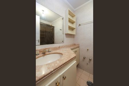 Apartamento à venda com 120m², 3 quartos e 2 vagasBanheiro da Suíte