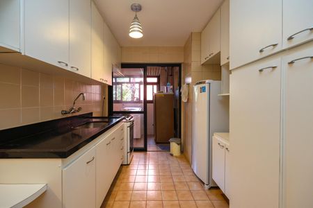 Apartamento à venda com 120m², 3 quartos e 2 vagasCozinha