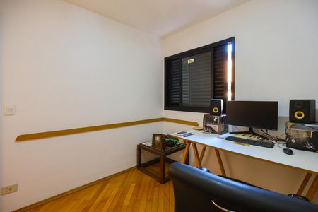 Apartamento à venda com 120m², 3 quartos e 2 vagasQuarto 3