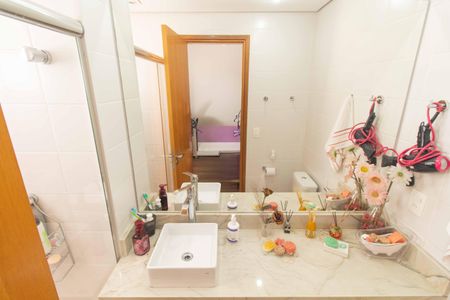 Apartamento à venda com 135m², 3 quartos e 3 vagasBanheiro da Suíte 3